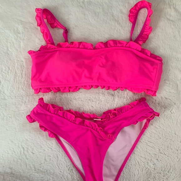 Hot Pink Ruffle Bikini - Picture 1 of 2